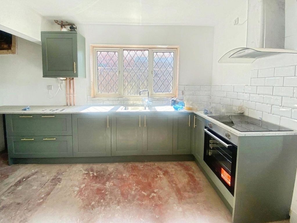 Property photo 2 of 9 Kitchen/Diner