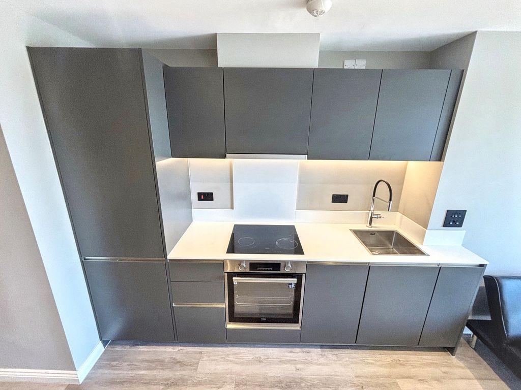 Property photo 3 of 10 Img_1973