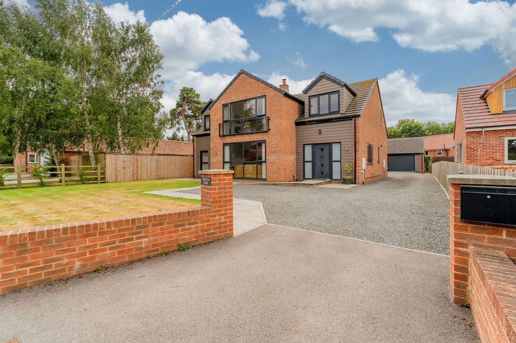 Property photo 1 of 49