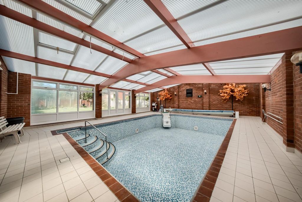 Property photo 3 of 28 Pool Room