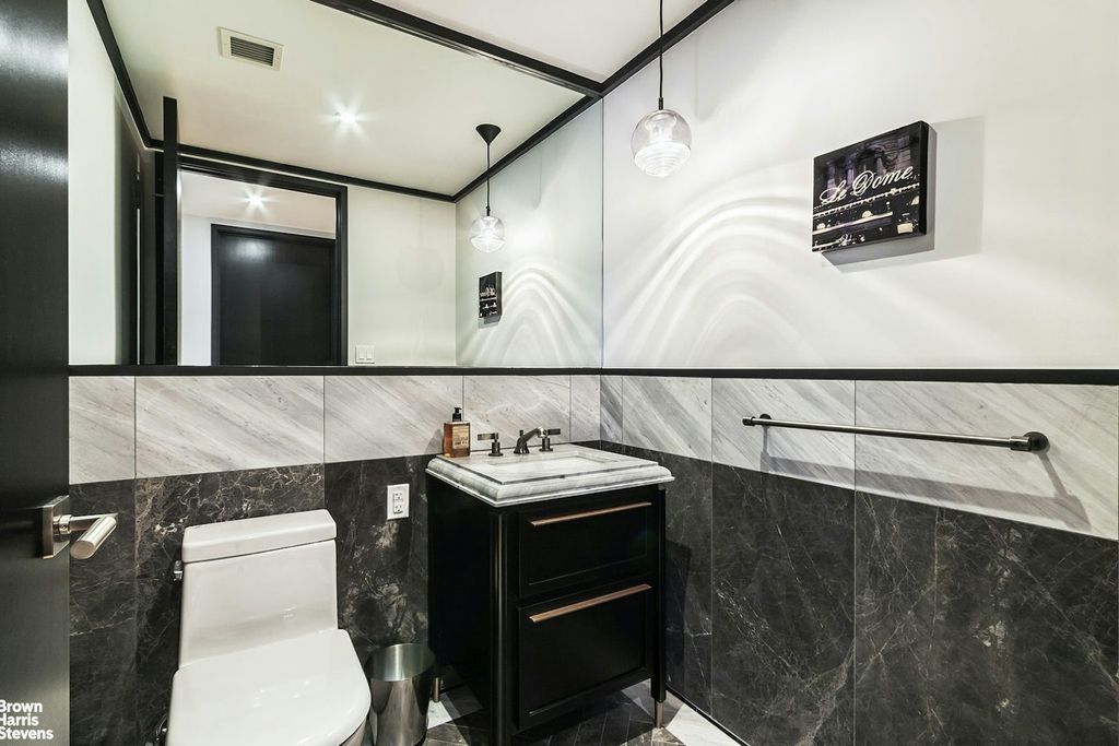 Property photo 3 of 12 <Alttext/>
