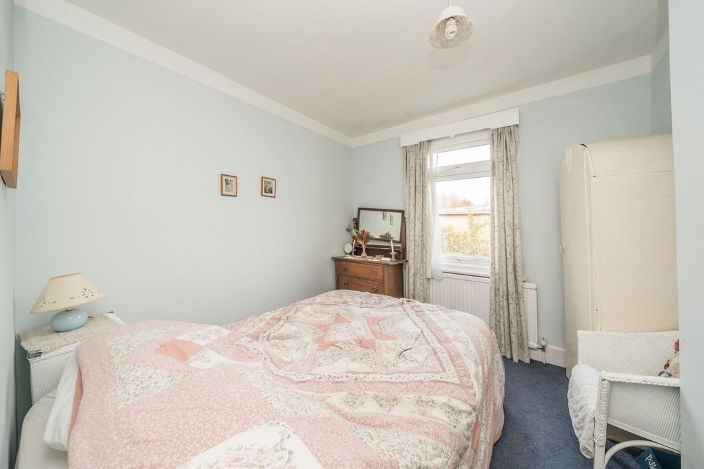 Property photo 3 of 4