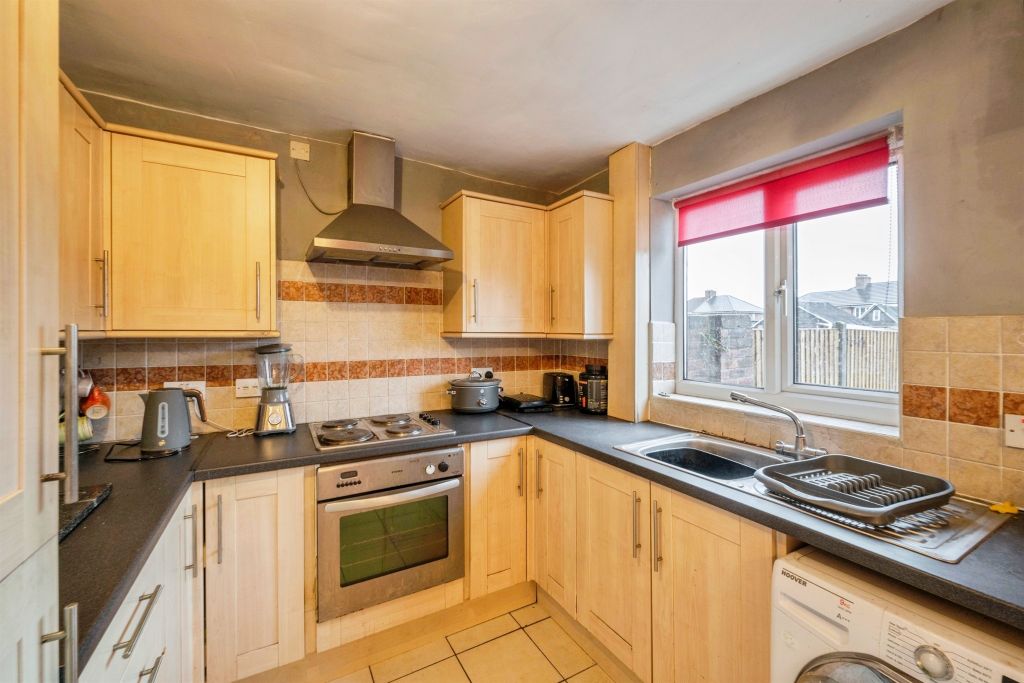 Property photo 3 of 17