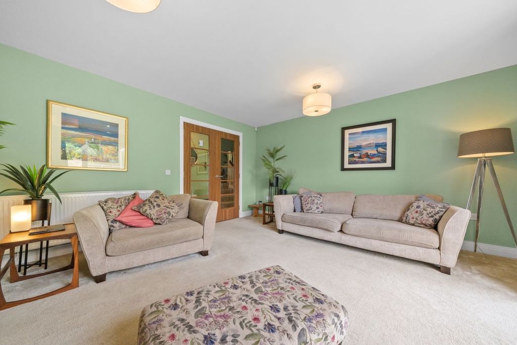 Additional image 9 of 5 bed detached house for saleCastleton Crescent, Falkirk FK2