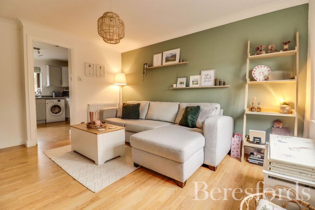 Property photo 2 of 19 Picture No. 22