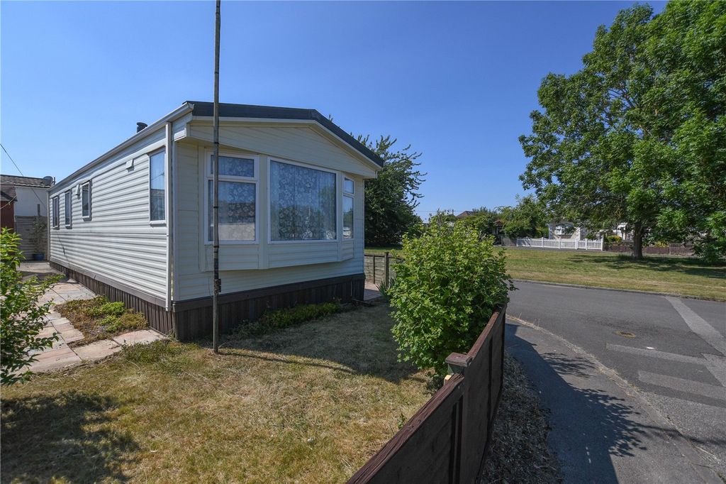 Property photo 1 of 9 Picture No. 13