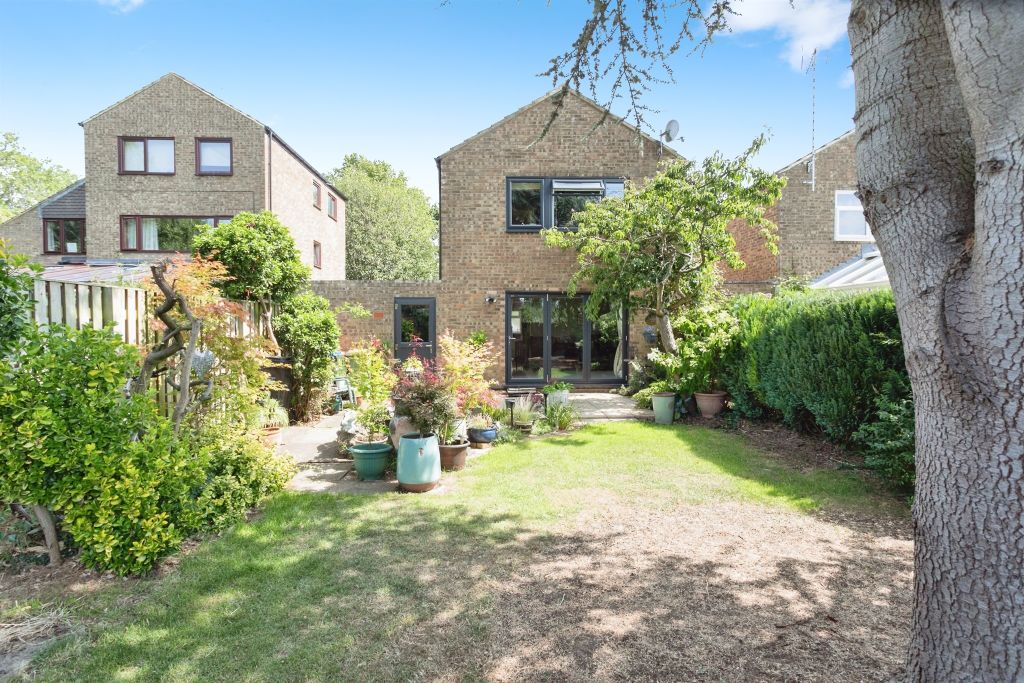 Property photo 2 of 18