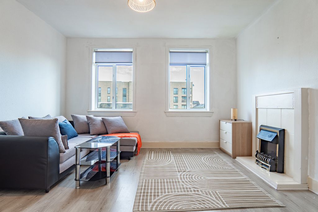 Property photo 3 of 30