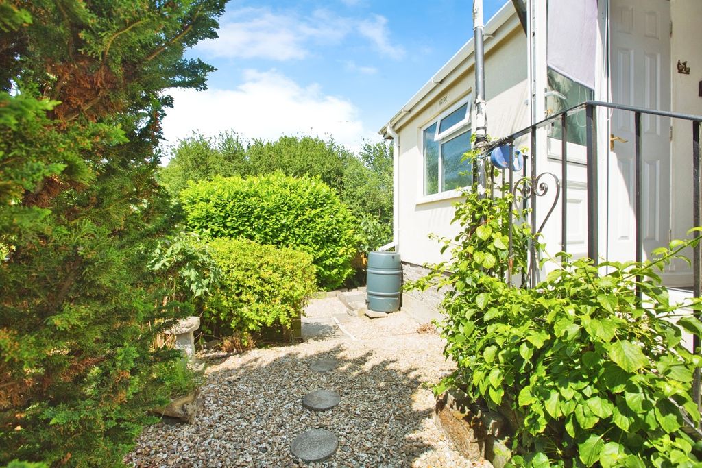 Property photo 2 of 13 Photo