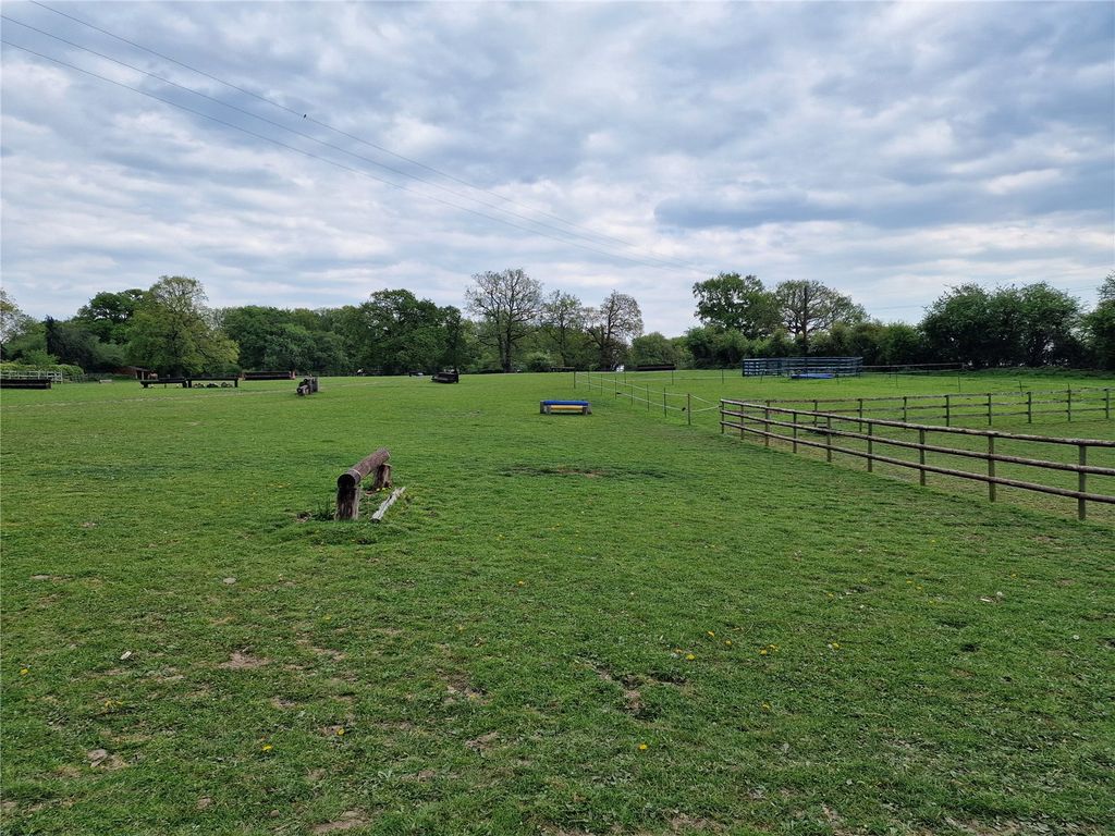 Property photo 2 of 2 Picture No. 01