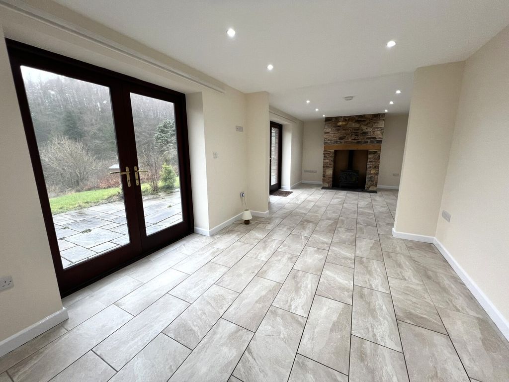 Property photo 3 of 14 Picture No. 14