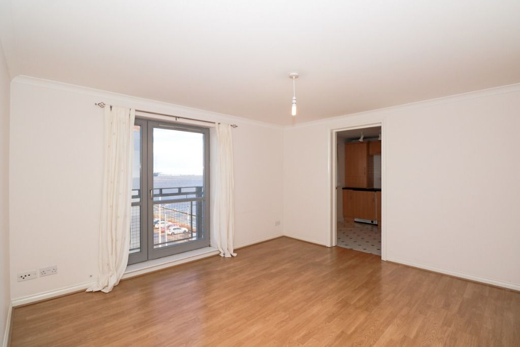 Property photo 3 of 14 Photo 3