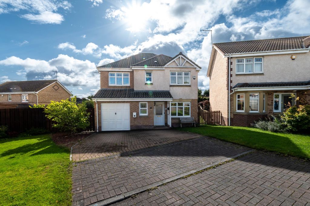 Property photo 1 of 30