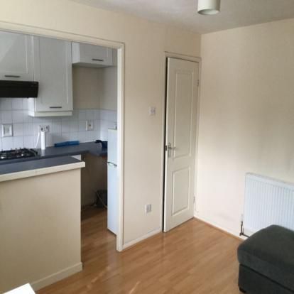 Property photo 2 of 6 0945E84F-892B-4787-8