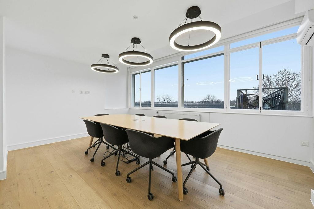 Property photo 2 of 25 Img_2326.Jpg