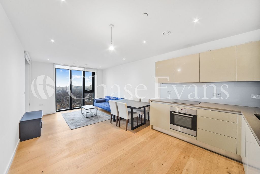 Property photo 1 of 14 Living