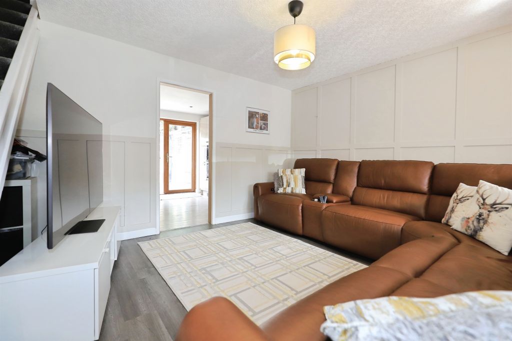 Property photo 3 of 18