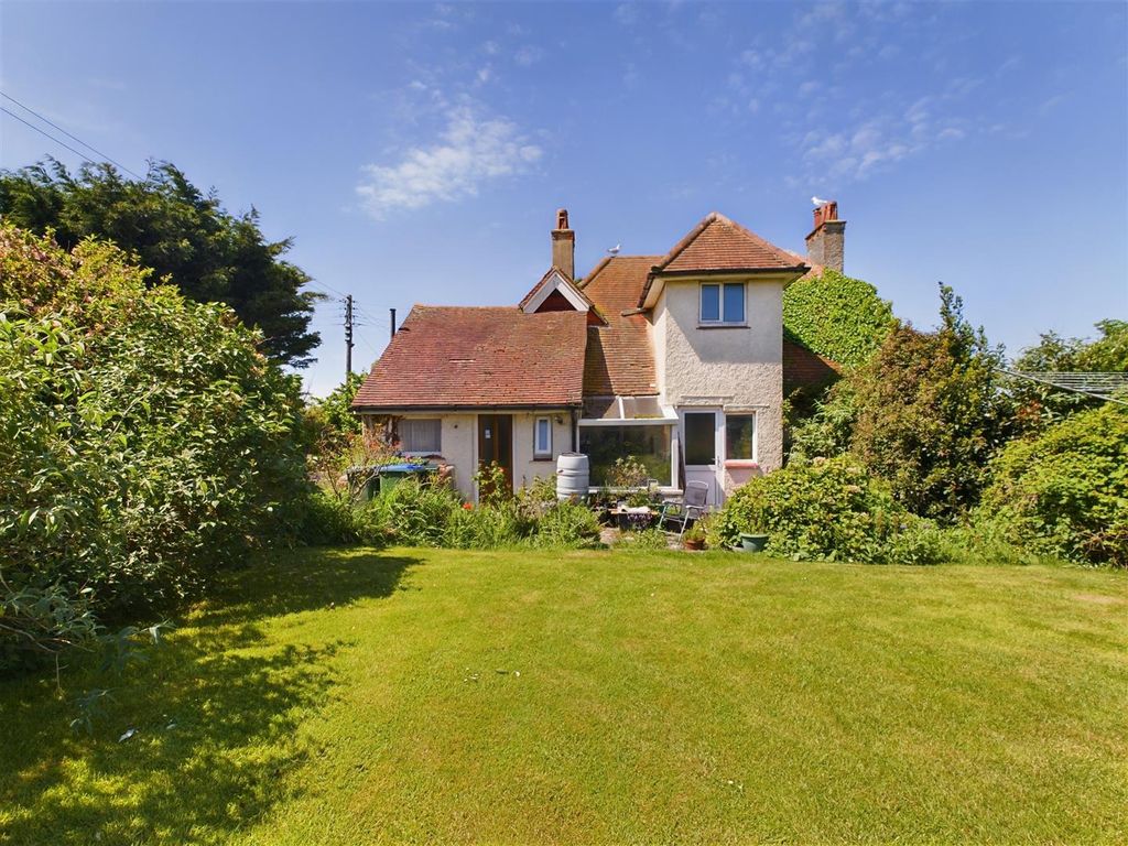 Property photo 1 of 30