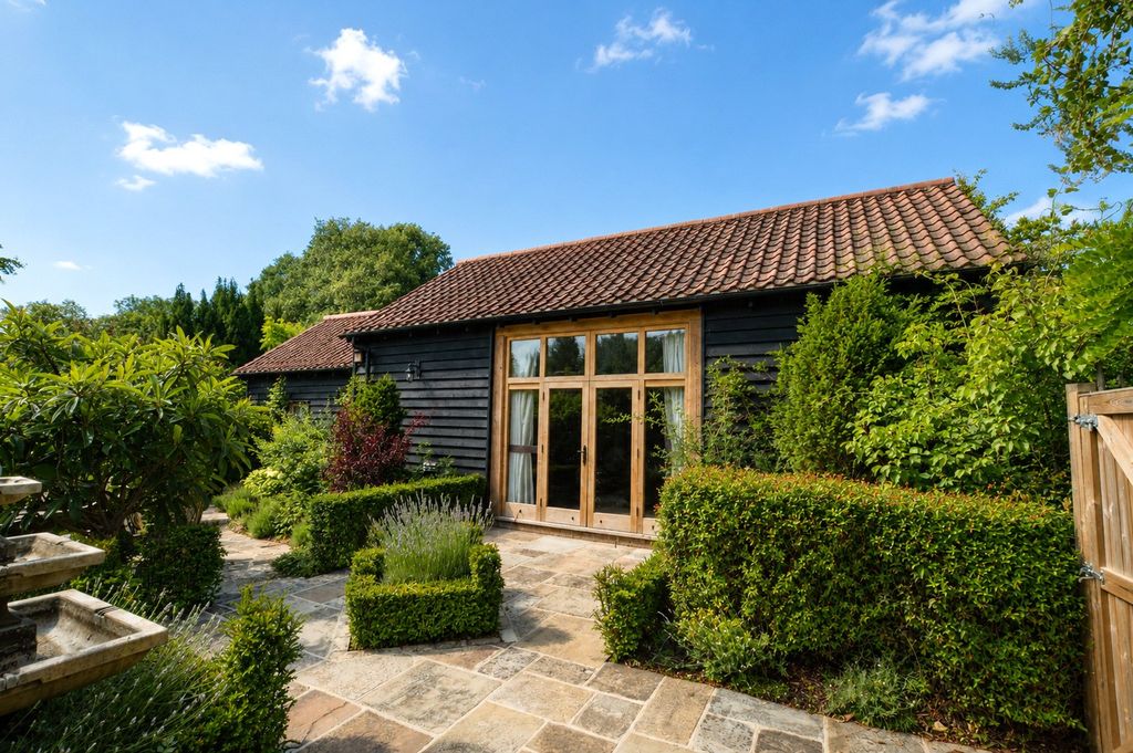 Property photo 1 of 21 Picture No. 27