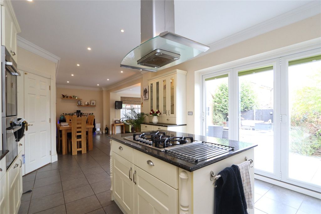 Property photo 3 of 25 Picture No. 22