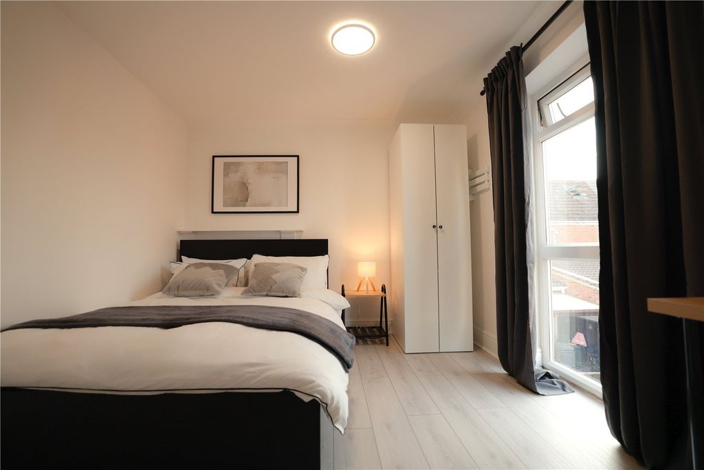 Property photo 2 of 10 Picture No. 02