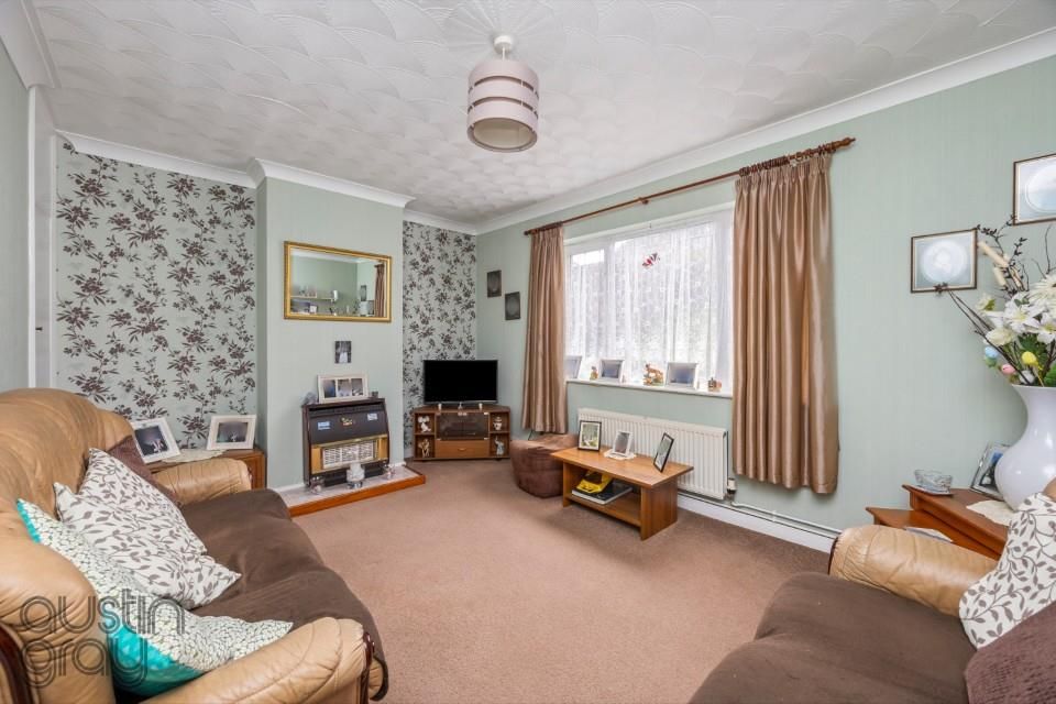 Property photo 3 of 17 Denton Drive, 143-004 (Ag).Jpg