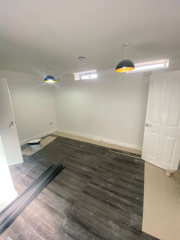 Property photo 1 of 4