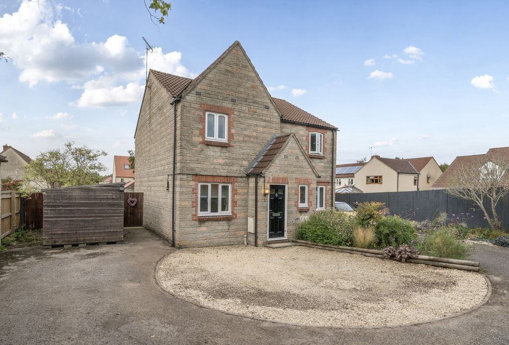 Property photo 1 of 13 1357029-2-68d2E12...