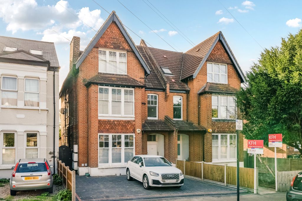Property photo 2 of 7 1-6Aad4052E8Cb4-1...