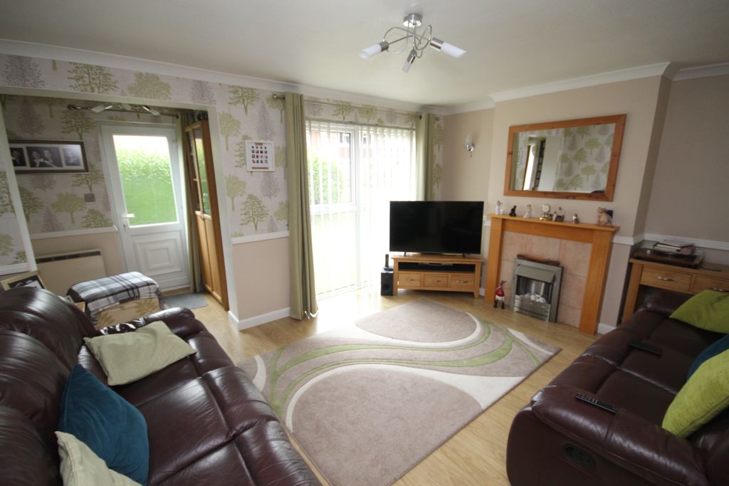 Property photo 3 of 15