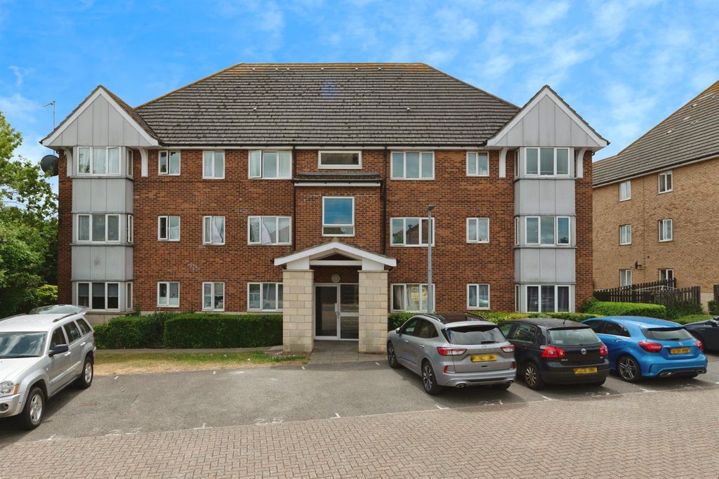 Property photo 2 of 14