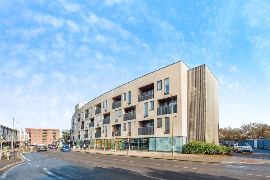 Property photo 1 of 14