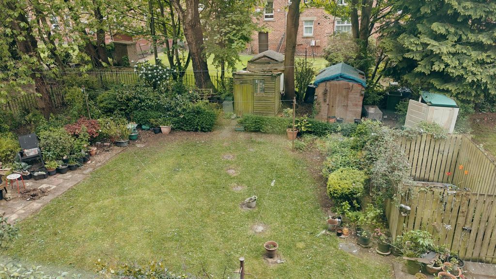 Property photo 2 of 9 Photo 1
