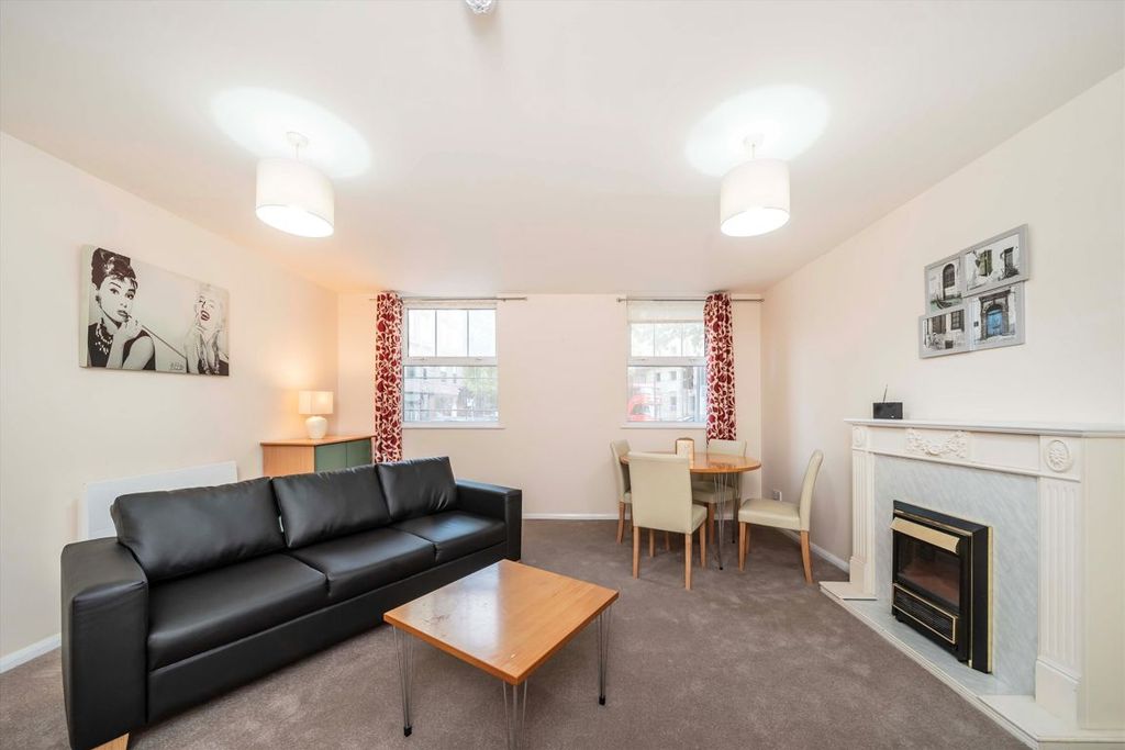 Property photo 2 of 4