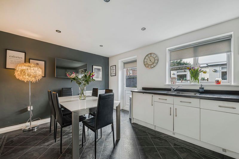 Property photo 3 of 23 Photo 8