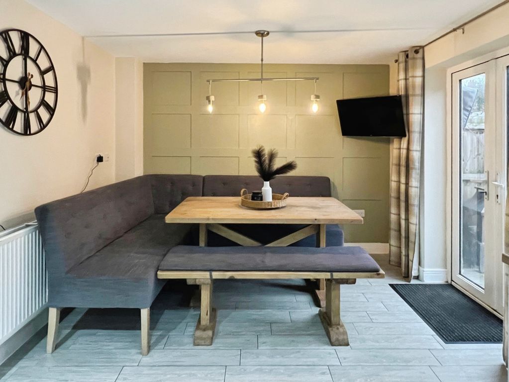 Property photo 3 of 18 Img_5054