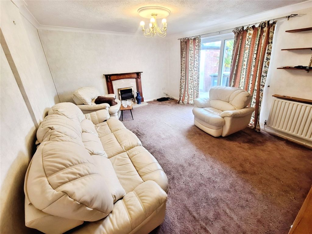 Property photo 2 of 11 Picture No. 10