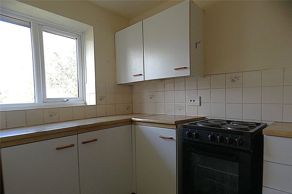 Property photo 3 of 17 Picture No. 02