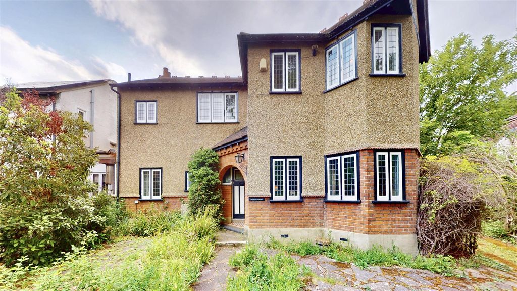 Property photo 3 of 52 Osterley-Road-05112026_011753.Jpeg