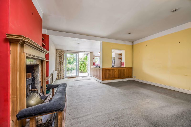 Property photo 2 of 27 Photo 12