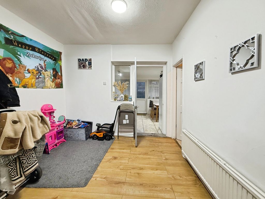 Property photo 3 of 15 A90339Ad-Img_3781.Jpeg