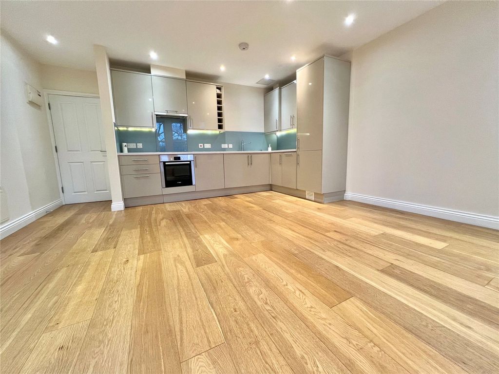 Property photo 3 of 10 Picture No. 09