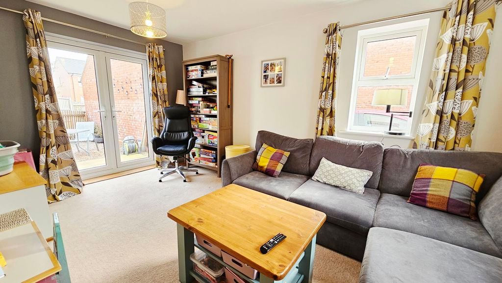 Property photo 3 of 19 Photo 9