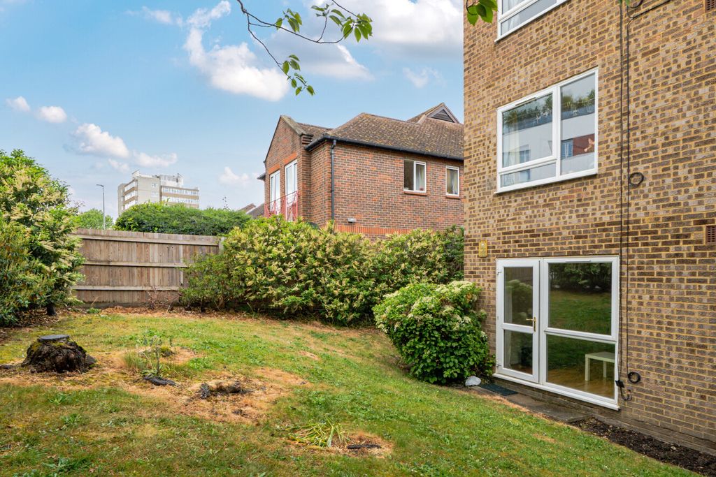 Property photo 3 of 11 1459916-18-6A0482...
