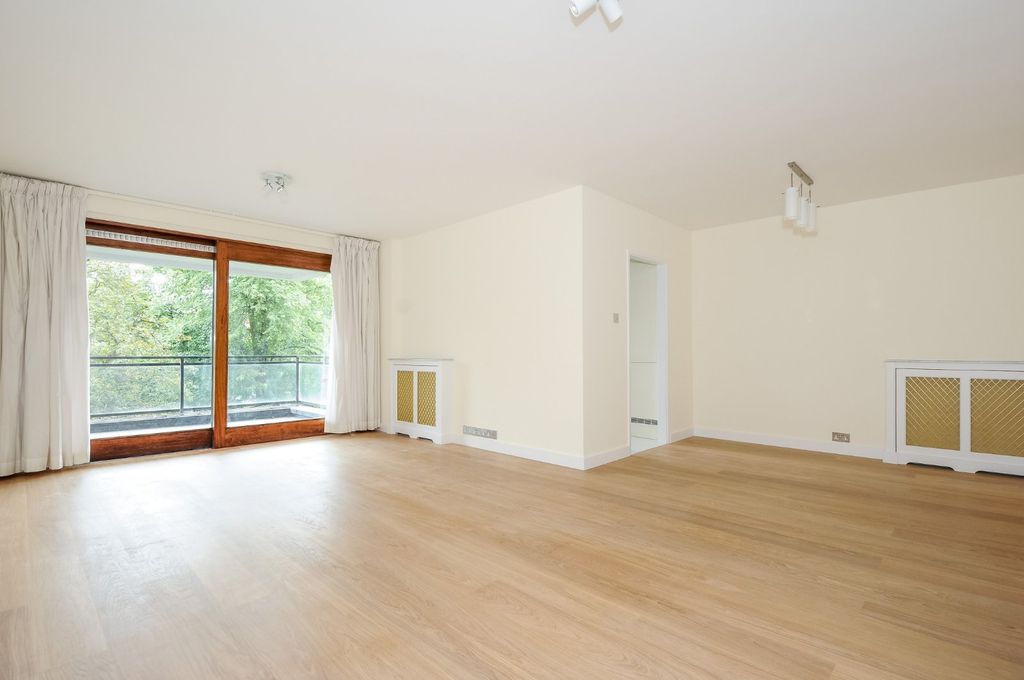 Property photo 1 of 11 Picture No. 10