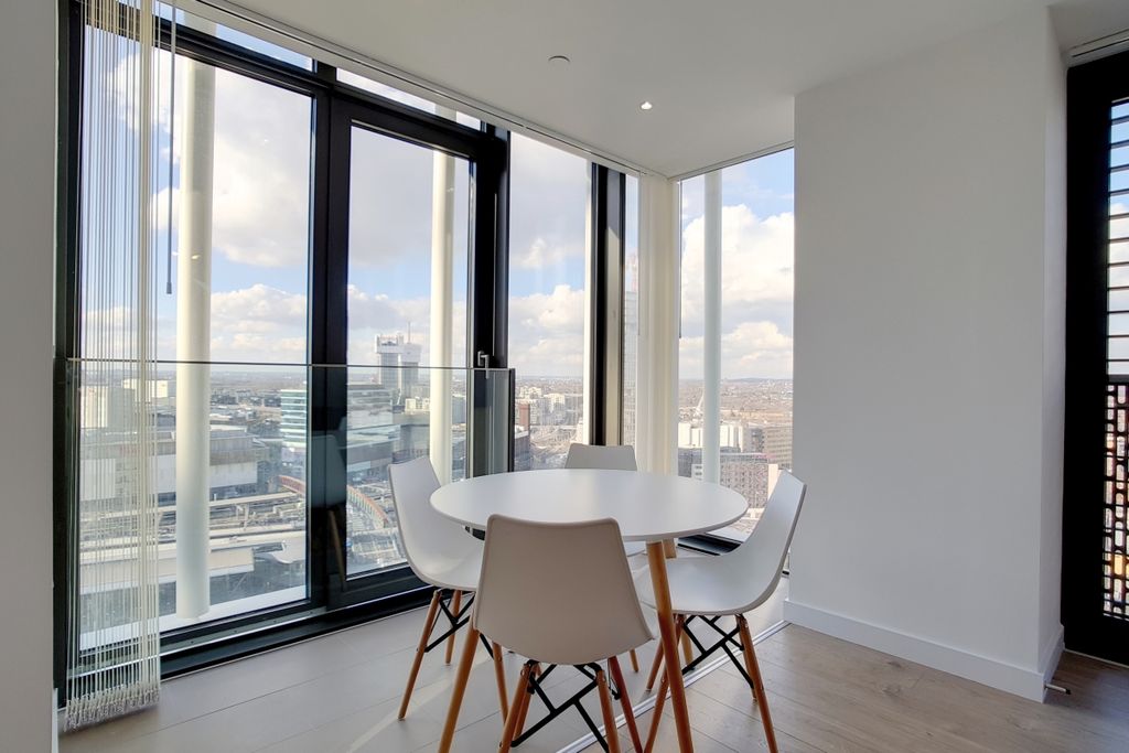 Property photo 3 of 16 11_Kitchen_Recept...