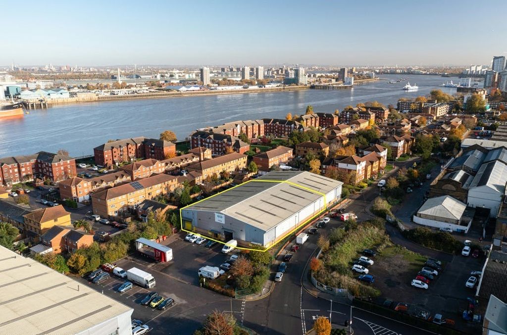 Property photo 2 of 12 15.Jpg