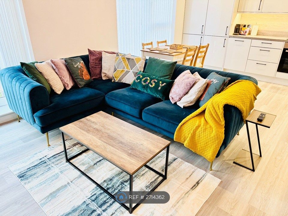 Property photo 3 of 31