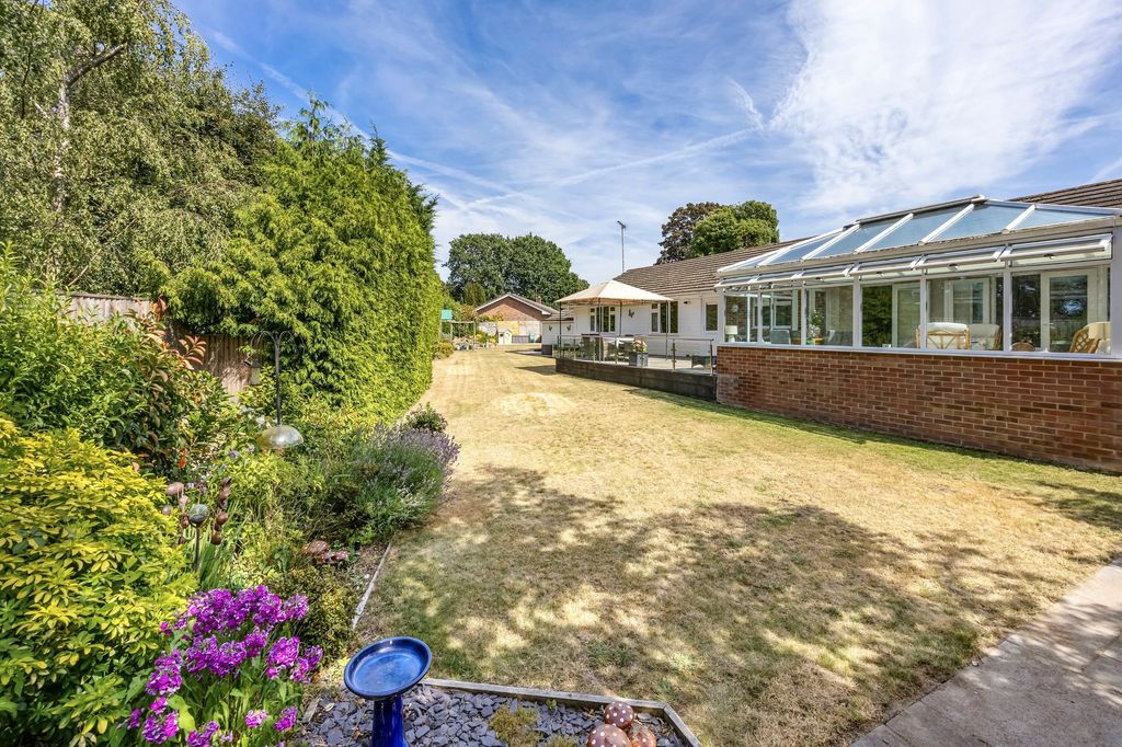 Property photo 3 of 23