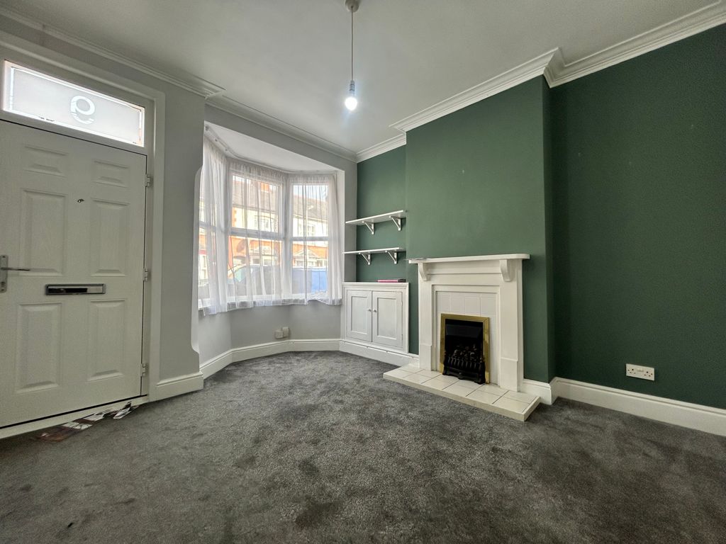 Property photo 2 of 14 Image